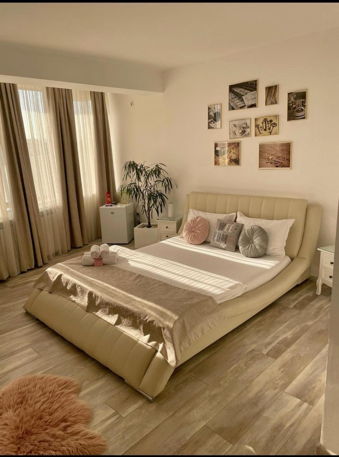Caprice Deluxe Accomodation Drobeta Turnu Severin Exterior foto