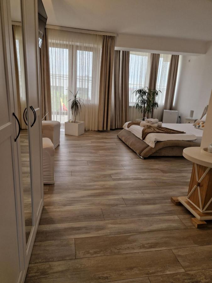 Caprice Deluxe Accomodation Drobeta Turnu Severin Quarto foto