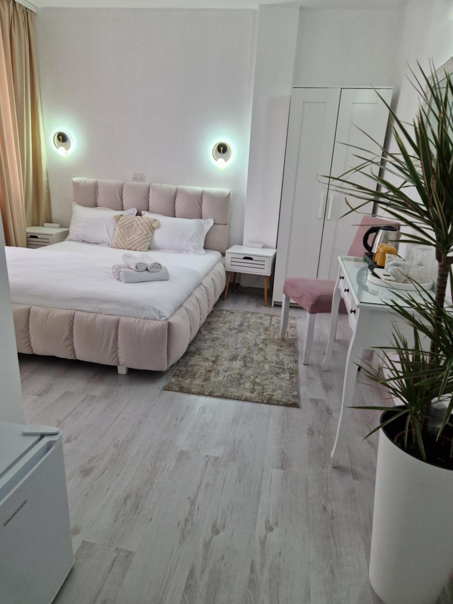 Caprice Deluxe Accomodation Drobeta Turnu Severin Quarto foto