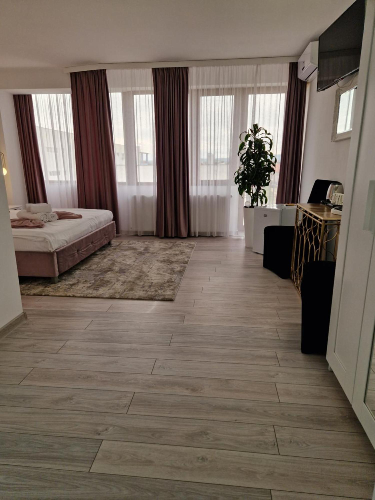Caprice Deluxe Accomodation Drobeta Turnu Severin Quarto foto